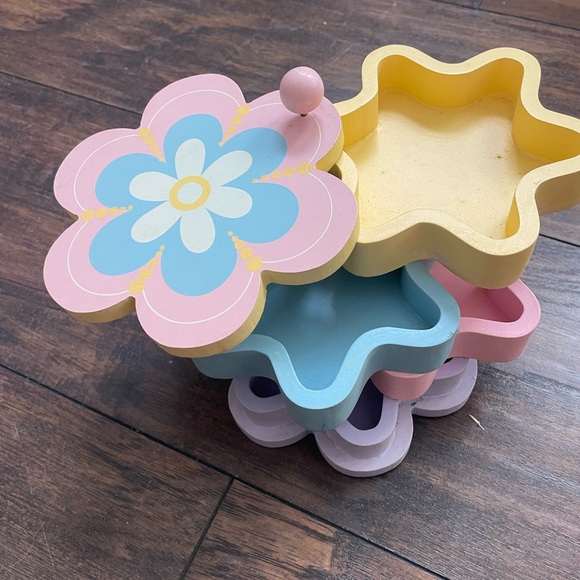 Colorful Flower-Shaped Stacking Boxes - Picture 2 of 2